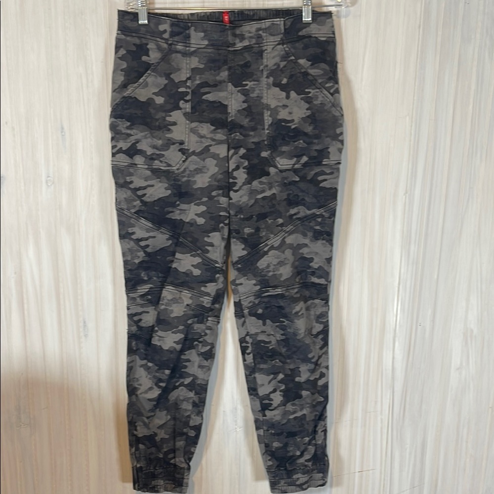 SPANX CAMO JOGGERS XL ZIP ANKLE N